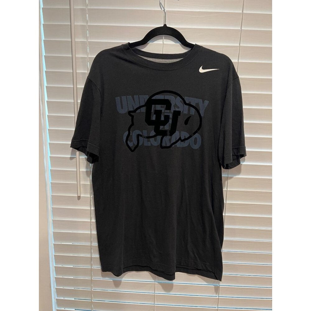 Nike Colorado Buffaloes TShirt - Size L